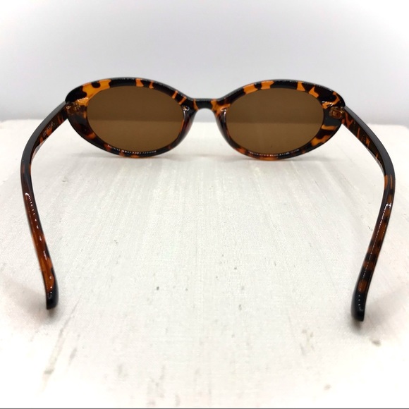 Oval Sunglasses in Tortoise - Picture 2 of 7